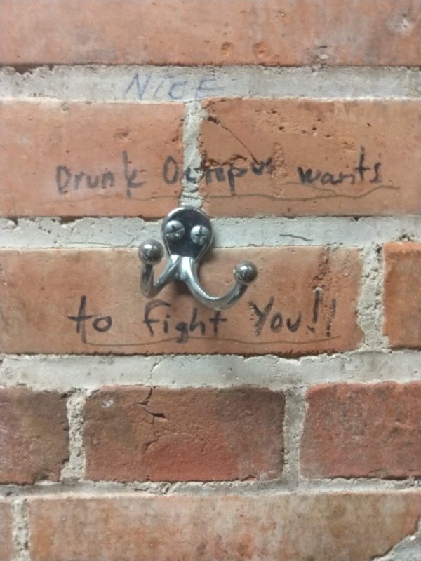 wall - Drunk Octape wants to fight You!!