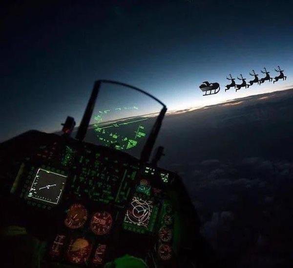 jets escorting santa