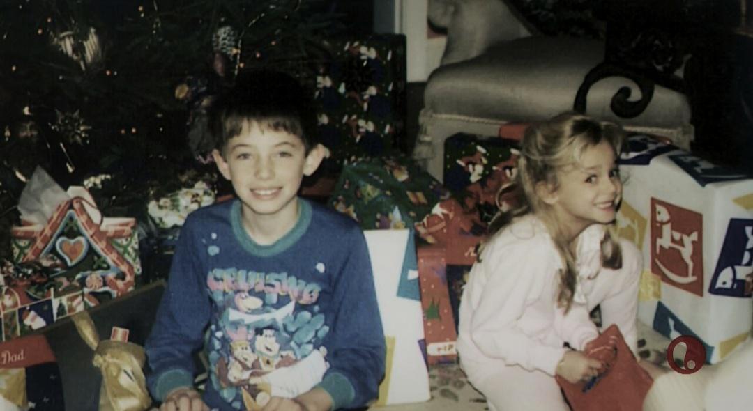 One of the last photos of Jon Benet Ramsey taken with her brother on 25th December 1996