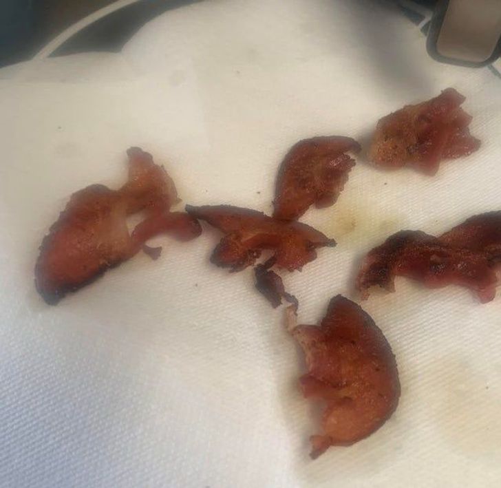 “I have cerebral palsy. Today, I fried bacon myself for the first time!”