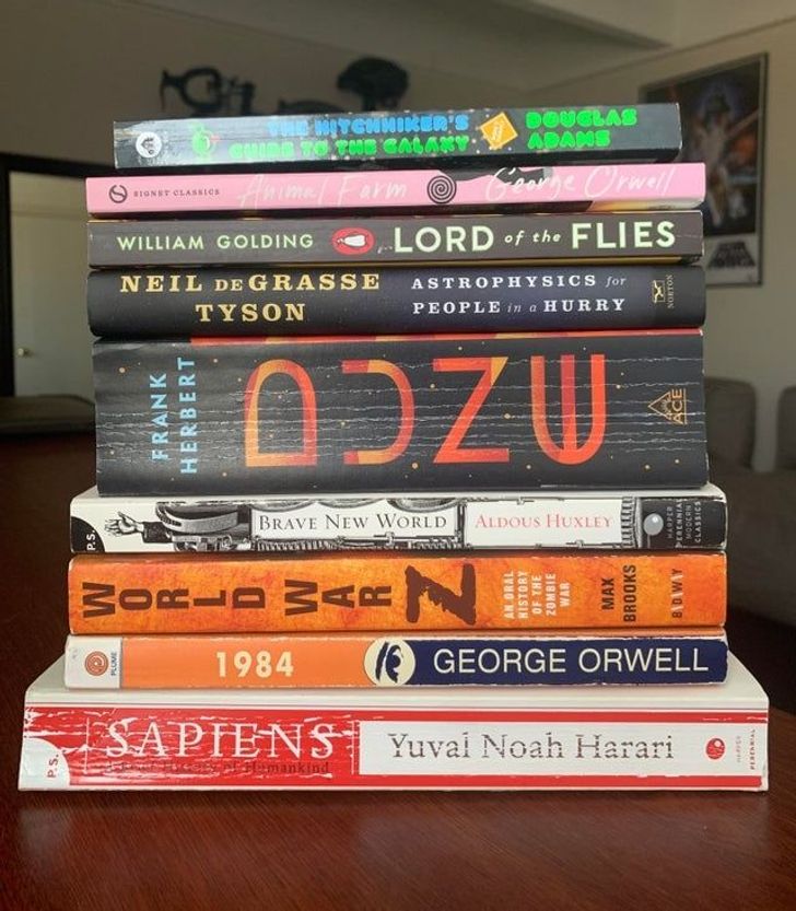 book - preilicER'S Douglas Toon Cm 48349 Adalis me arm Come Orwell Bionet Classic William Golding Lord of the Flies Neil De Grasse Astrophysics for Tyson People in a Hurry Norton Frank Herbert Odzu Ace Brave New World Aldous Huxley W1111111 Harper Serenni