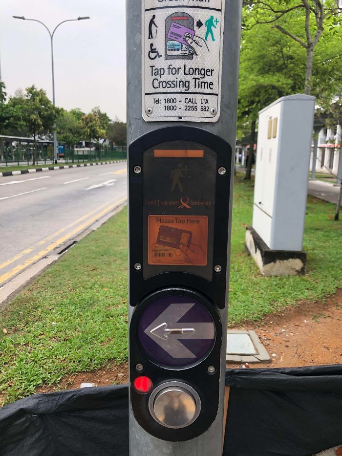 singapore card tap crossing - & Tap for Longer Crossing Time Tel 1800 Call Lta 1800 2255 582 He Please Tap Here