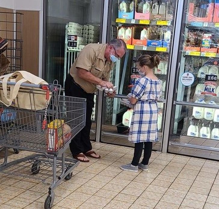 “This young lady grabbed some eggs and was walking away. A man called her back and showed her how to check and see if the eggs are cracked.”