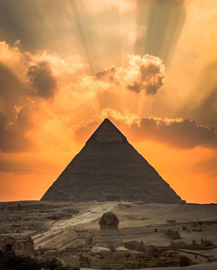 pyramid sunset