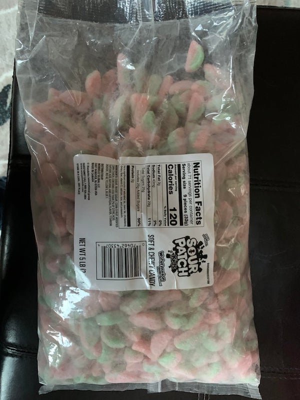 Nutrition Facts about 71 servings per container Serving size 9 pleces 329 Sour Patch Calories 120 Total Fat og Sodium 0mg Total Carbohydrate 230 Tol Sugar 25.9 Indudes 250 Added Dus Protein og Watermelon 115 Soft & Chewy Candy 50 Acecamp Fio pu Scio…