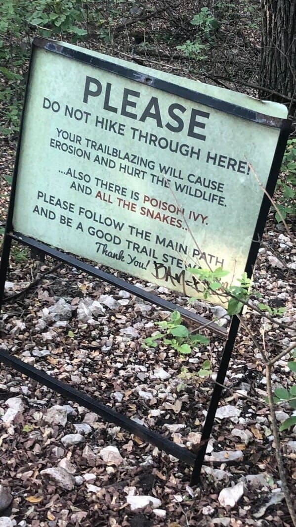 nature reserve - Please Do Not Hike Through Here! Your Trailblazing Will Cause Erosion And Hurt The Wildlife. ...Also There Is Poison Ivy. And All The Snakes.. Please The Main Path And Be A Good Trail Steam Thank you! Aver