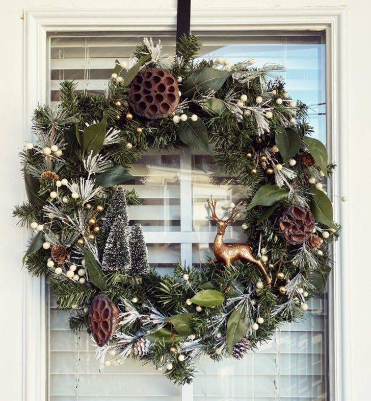 cool things creative people made - wreath a person made