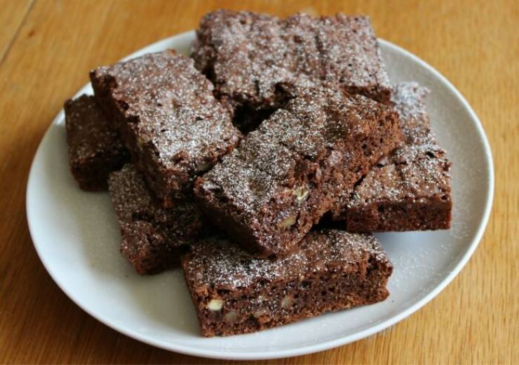 brownies on a plate