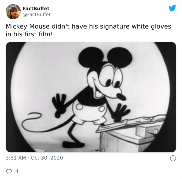 mickey mouse 1928 - FactBuffet Mickey Mouse didn't have his signature white gloves in his first film! 4.