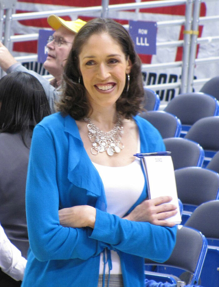 Til That A Sports Writer Wrote A Rude And Snarky Article About The Wnba Even Though He Had Never Been To A Game. He Was Confronted By A Wnba Star, Rebecca Lobo, Who Chided Him And Invited Him To Watch Her Play. Two Years Later They Were Married