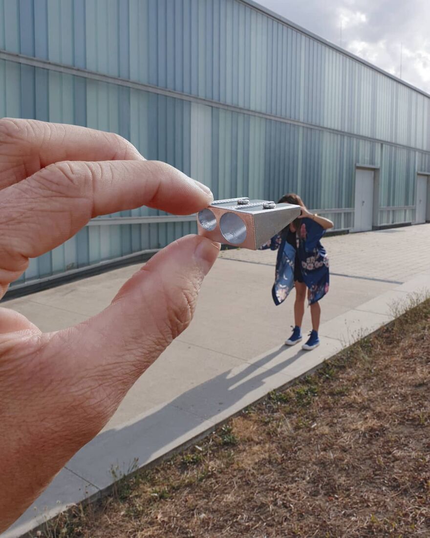 40 Cool Pictures That Show the Power of Perspective.