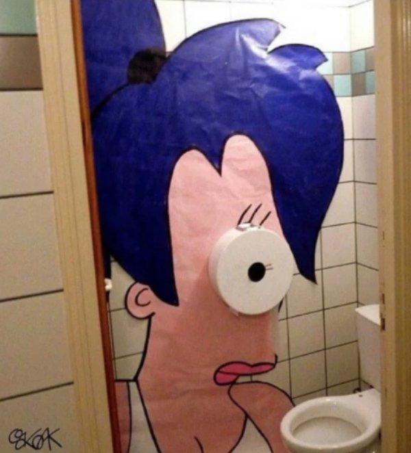 funny pics and randoms - futurama leela bathroom