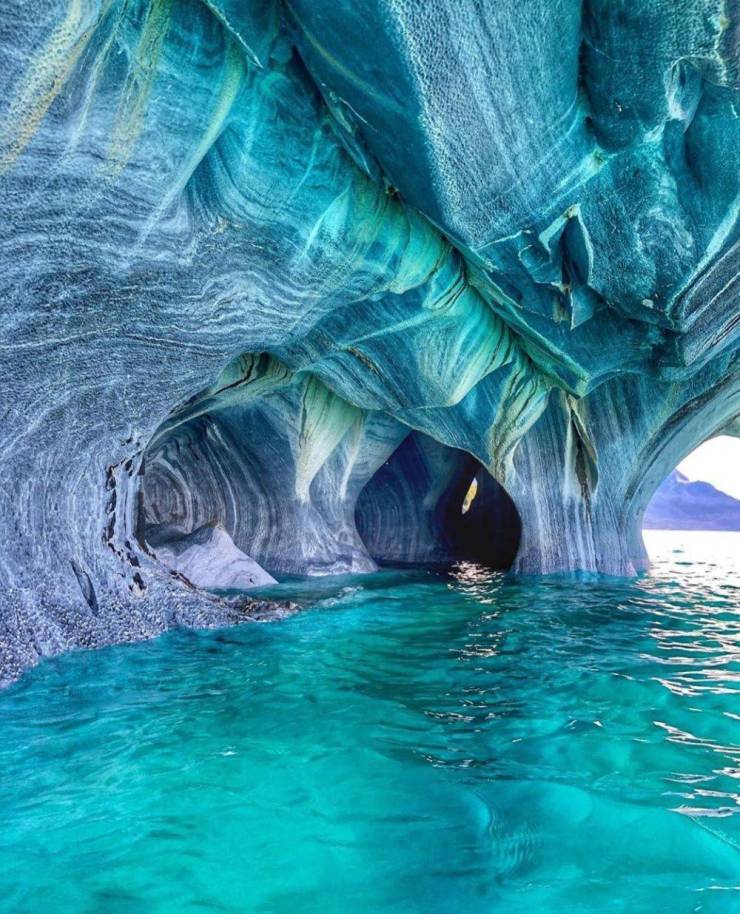 cool pics - beautiful green teal aqua blue green underwater ice cave