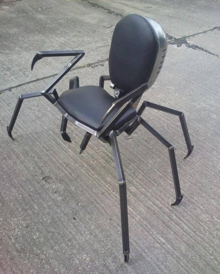 funny pics - spider chair