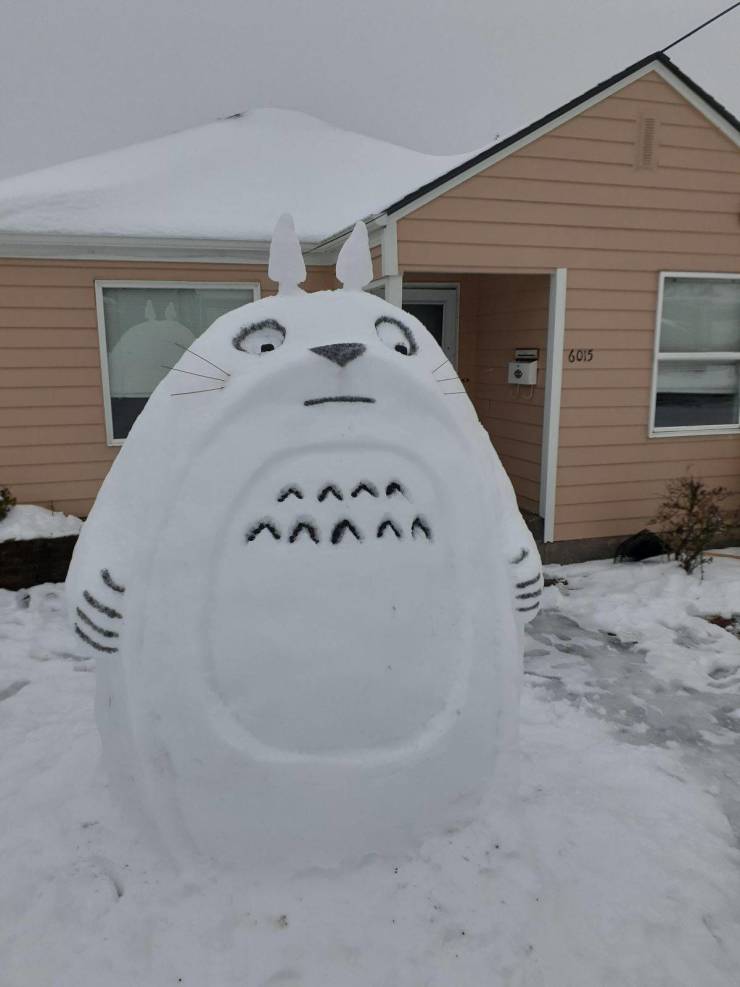 “Snowman Totoro.”