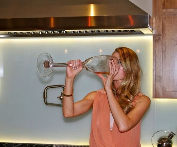 funny pics - woman drinking huge glass of wine
