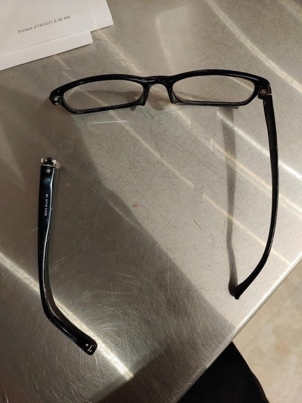 funny fail pics - broken eye glasses