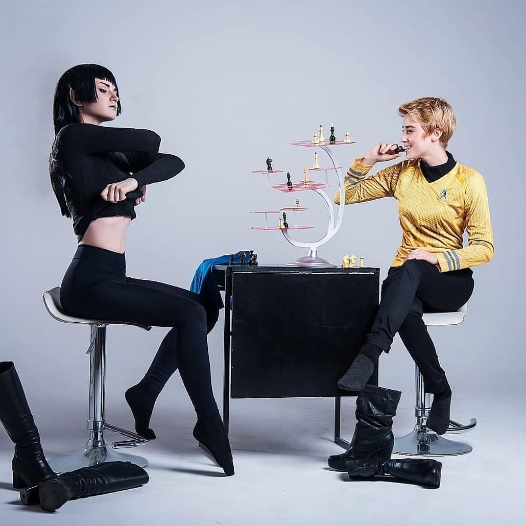 strip star trek chess - 0