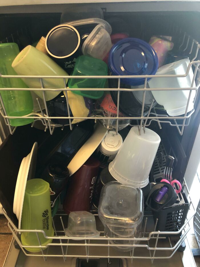 funny bad roommate pics - messy dishwasher chaotic