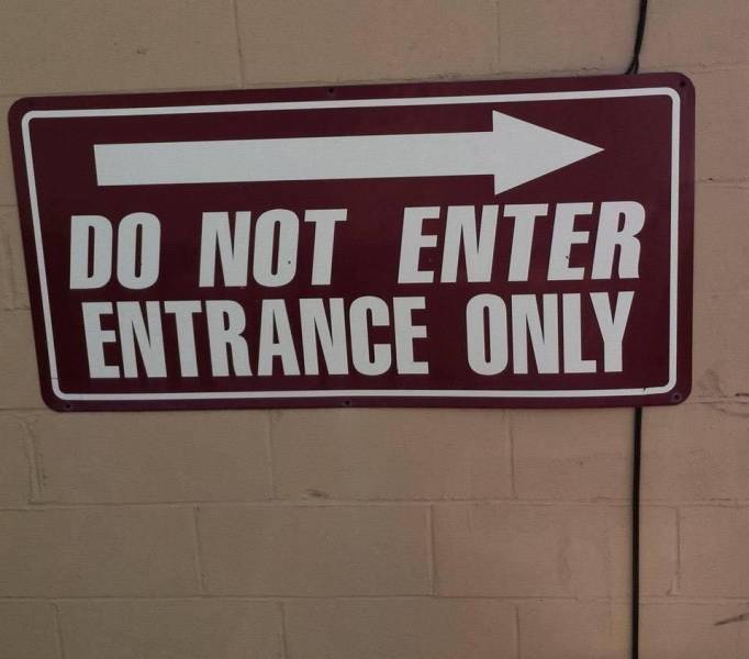 street sign - Do Not Enter Entrance Only