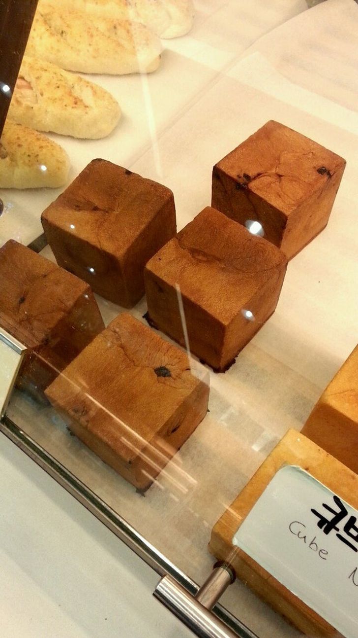 cool pics - bread cubes that look like wood