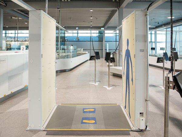 security scanners airports