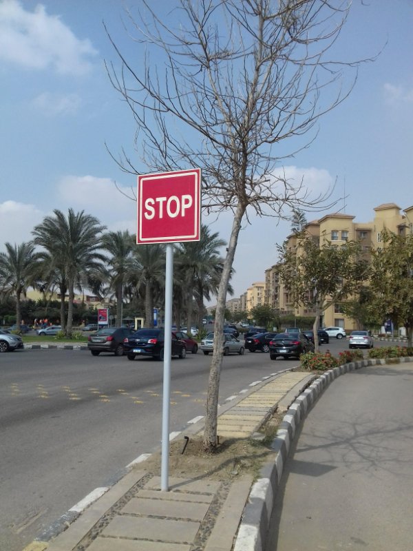 stop sign - Stop