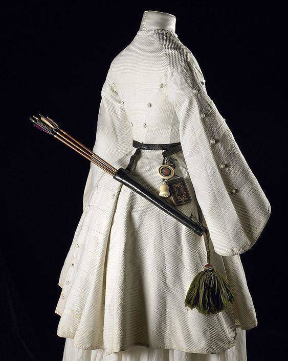 1860s female archery outfit