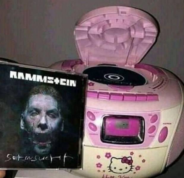 hello kitty cd player meme