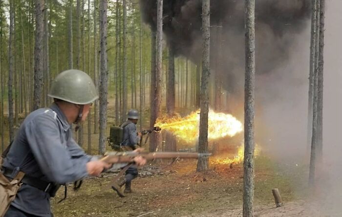 50 Awesome Colorized Photos From the Past.