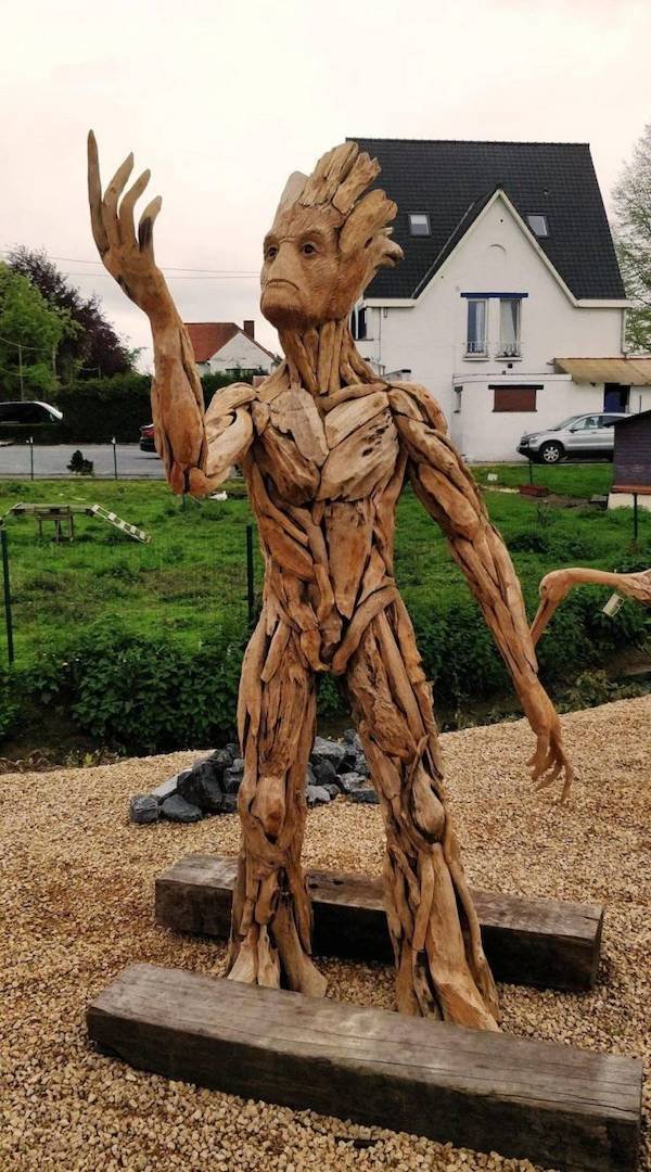 funny pics and memes - groot sculpture wooden