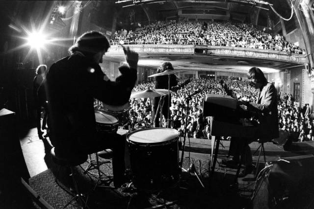 No Doubt at Fender’s Long Beach, CA 1987