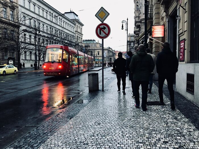 Always walk on the side of the road that opposes traffic. This puts distance between you and a car that might be trying to follow you