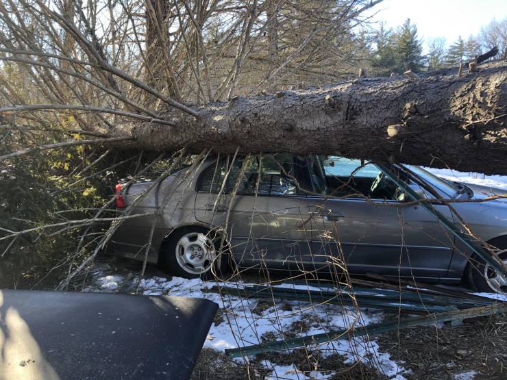 39 People Having One Hell of a Bad Day.