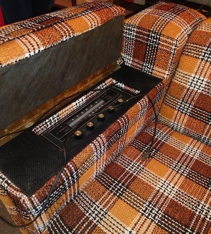 “A very ’70s plaid couch with an AM/FM radio in the arm”