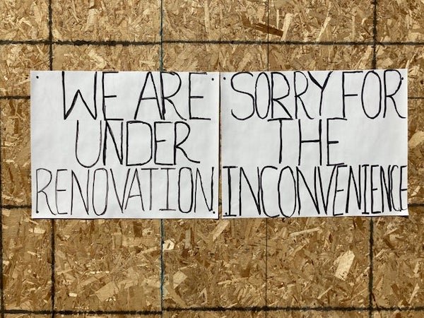 funny spelling fails - We Are sorry For Under The Renovation inconvenience