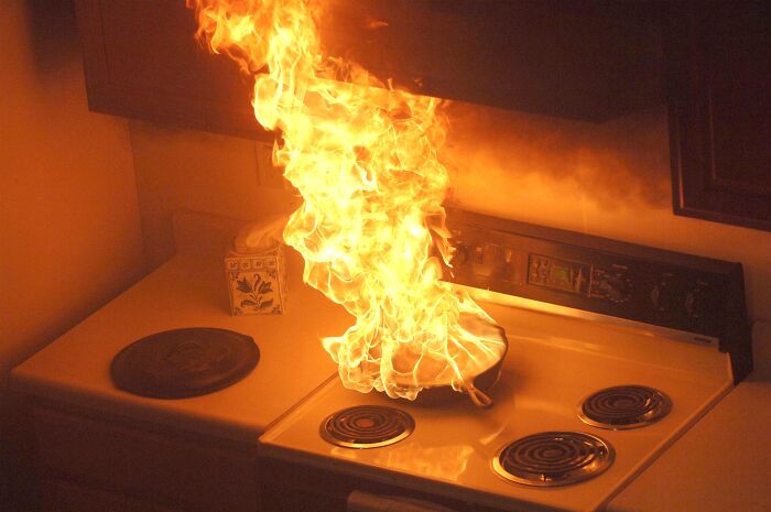 My ex and I were cooking together and one of the pans got too hot, and we had a minor grease fire.

She grabbed a bag of flour.

As tempted as I was to slap it out of her hands, I didn't want to aerate a bunch of flour next to a grease fire, so I grabbed it with both hands and forced it (and her, because she wouldn't let go) over to the countertop, and then dropped the lid on the pan.

I asked her what her logic was, and she said "well, you're supposed to put baking soda on a grease fire and not water, right?".

"Yes. Why did you try to use flour?"

"What's the difference? They're both white powder."