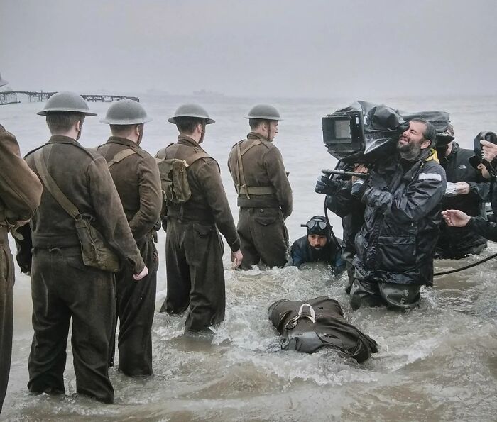 Christopher Nolan insisted on filming the entirety of Dunkirk (2017) on Earth