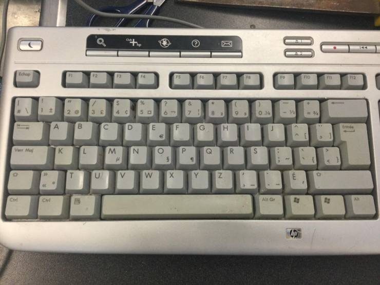 funny pics - computer keyboard letters rearranged