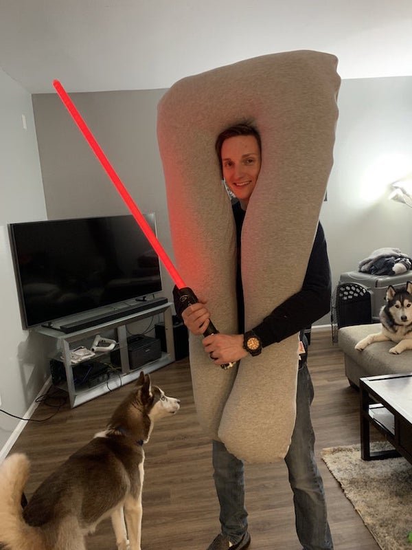 My wife just got a pregnancy pillow – which prompted me to try and cosplay as aayla secura I guess