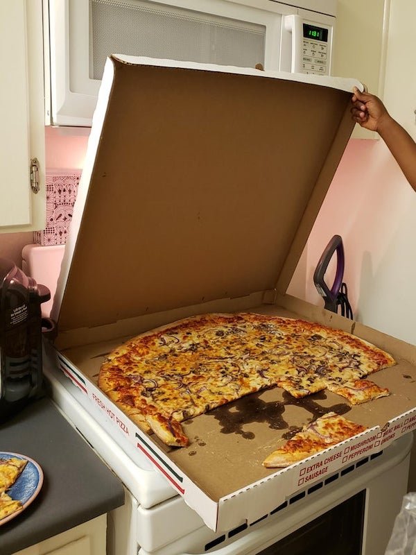 My wife isn’t great at measurements and ordered a 28″ pizza for the two of us.