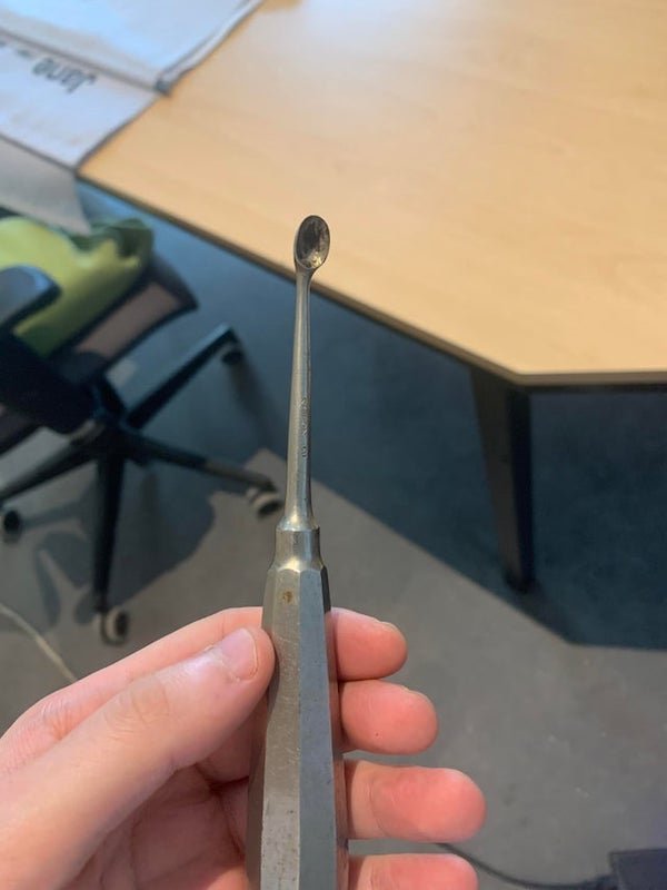 It used to be used in World War 1 but we’ve got no clue what it was meant for

A: It’s a curette, a medical instrument used for scraping away tissue (for example removing certain skin lesions, removing dead tissue from a wound).