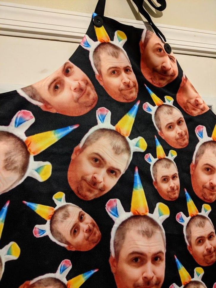 “The online shop sent the wrong apron — now I have an apron with this random guy’s face.”