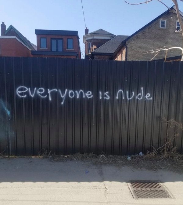 funny fails - fence - everyone is nude