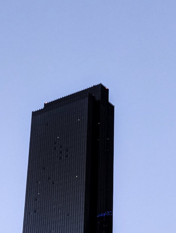This building looks like a PS2.
