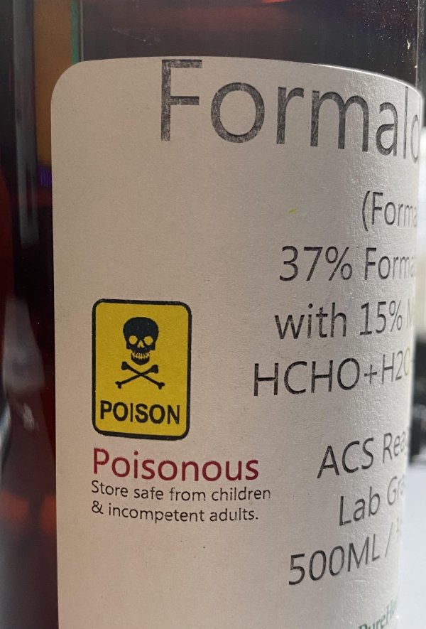 drink - Forma Forme 37% Form with 15% HchoH2 Poison Poisonous Acs Rei Store safe from children & incompetent adults. Lab G 500ML re