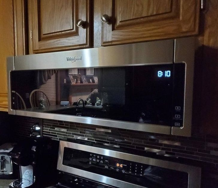 “My aunt has an ultra-wide microwave.”
