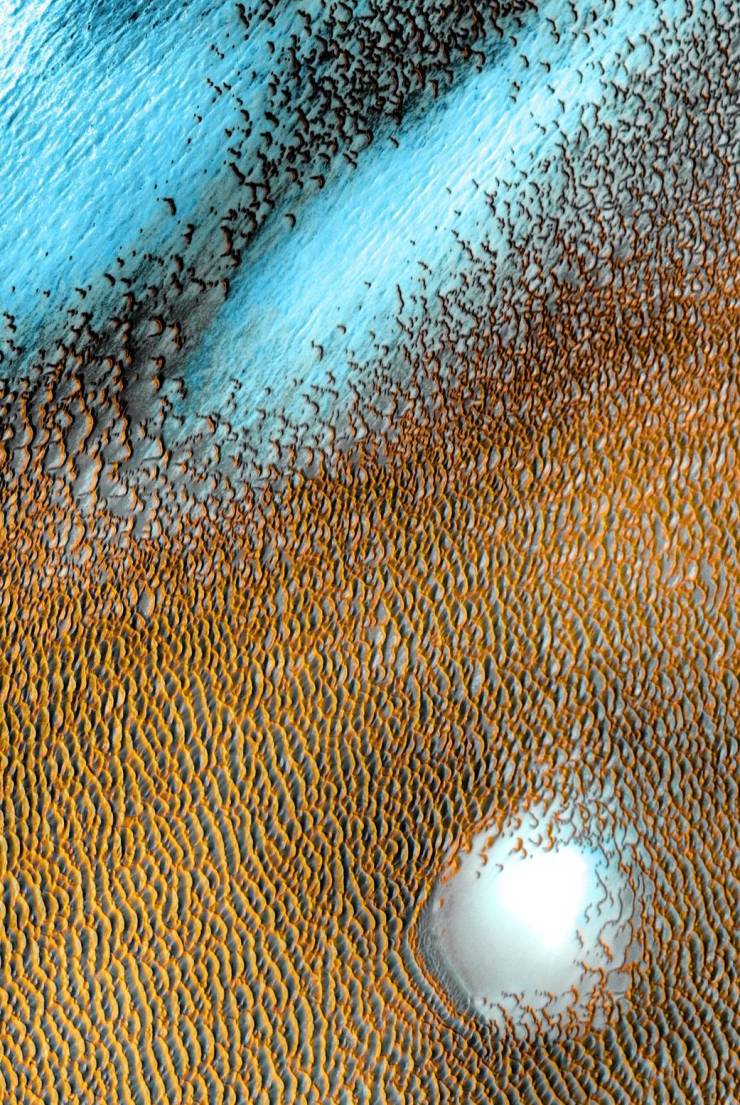 fascinating photos  - mars polar dunes