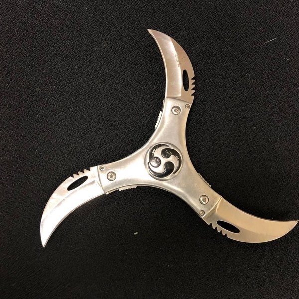 34 Finds By The TSA That Are WTF.