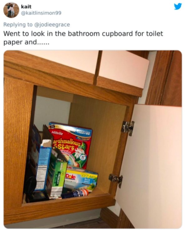 24 Weird Things Found In The Bathroom.
